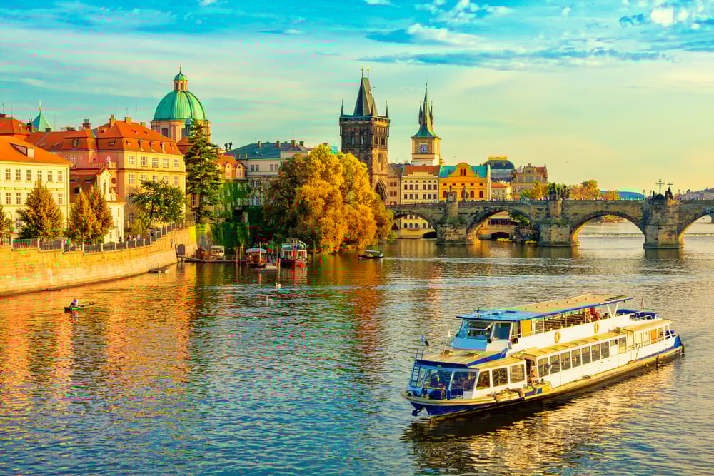 Prague Boat Cruise On The Vltava River