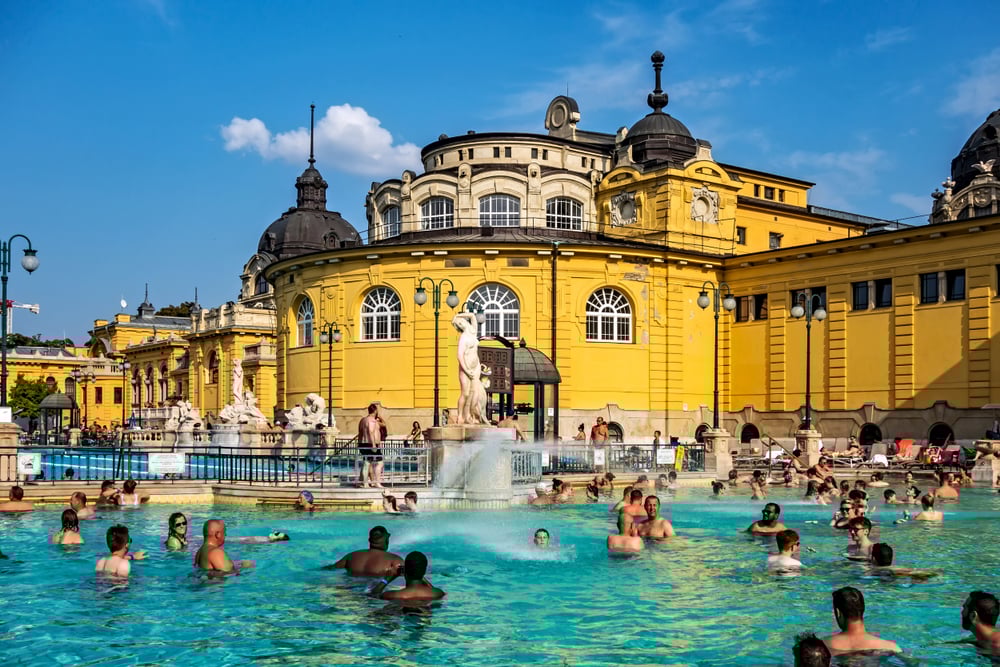 Széchenyi Thermal Bath pools in Budapest, a top attraction accessible with the Budapest City Pass by MegaPass.