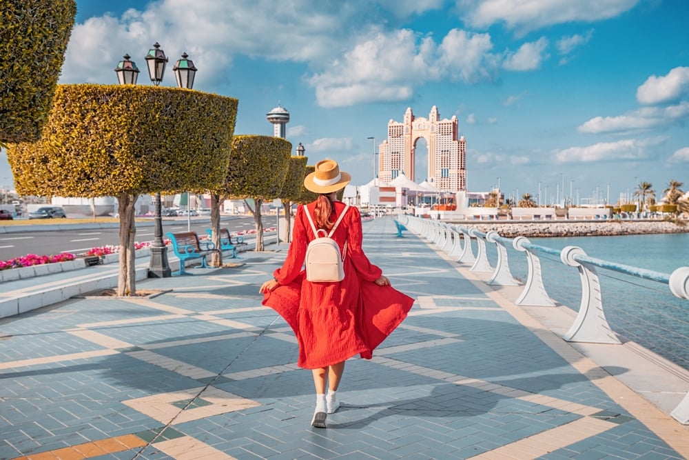 Shutterstock 2588845341