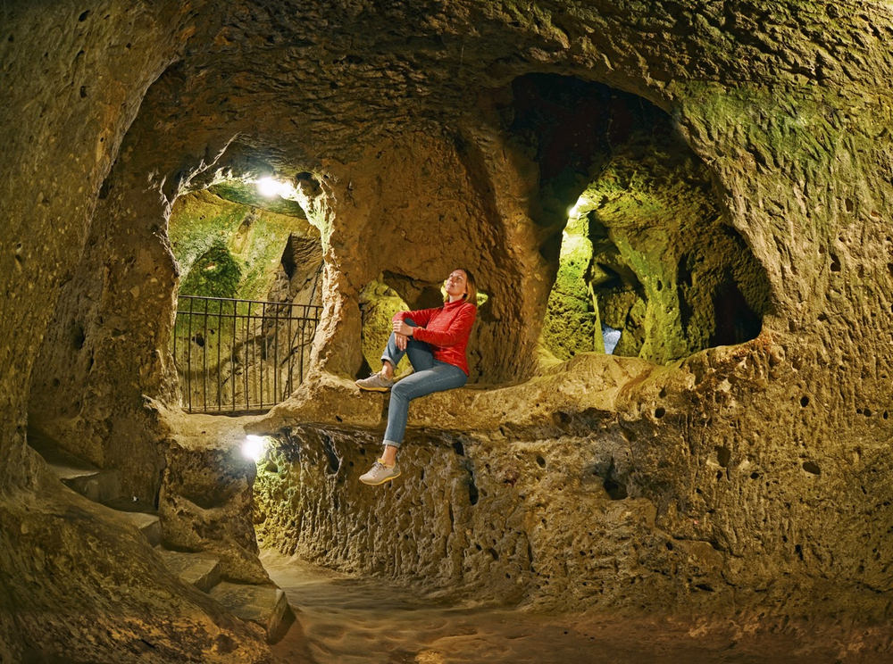 Derinkuyu Underground City Guide: History, Tours &#038; Tickets