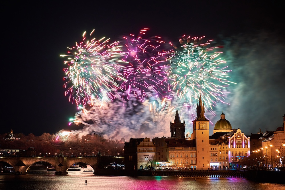 New Year&#8217;s Eve in Prague: Top Fireworks, Parties, Local Experiences