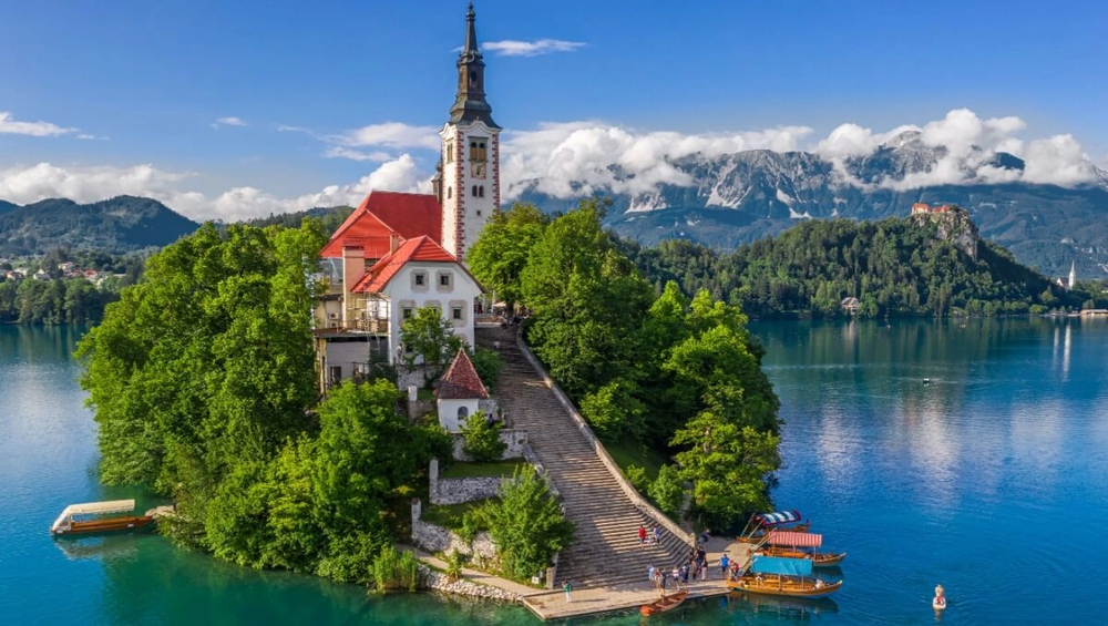 Bled Castle Skip-the-Ticket-Line Ticket
