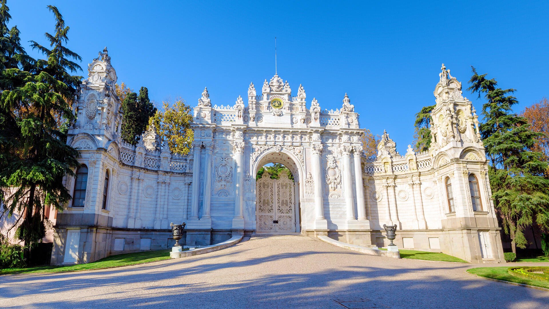 Things to Know Before Booking Dolmabahce Palace Tickets