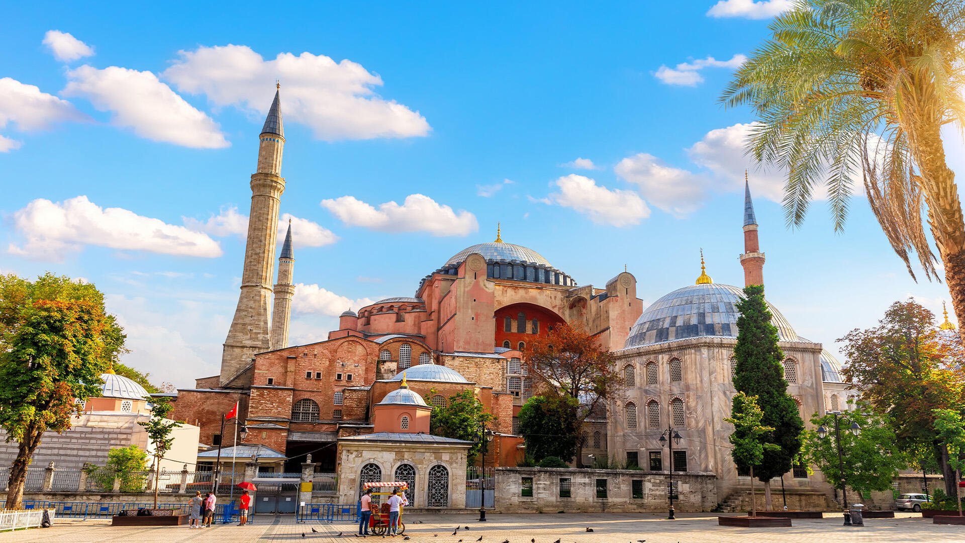 Explore Walking Tours in Istanbul