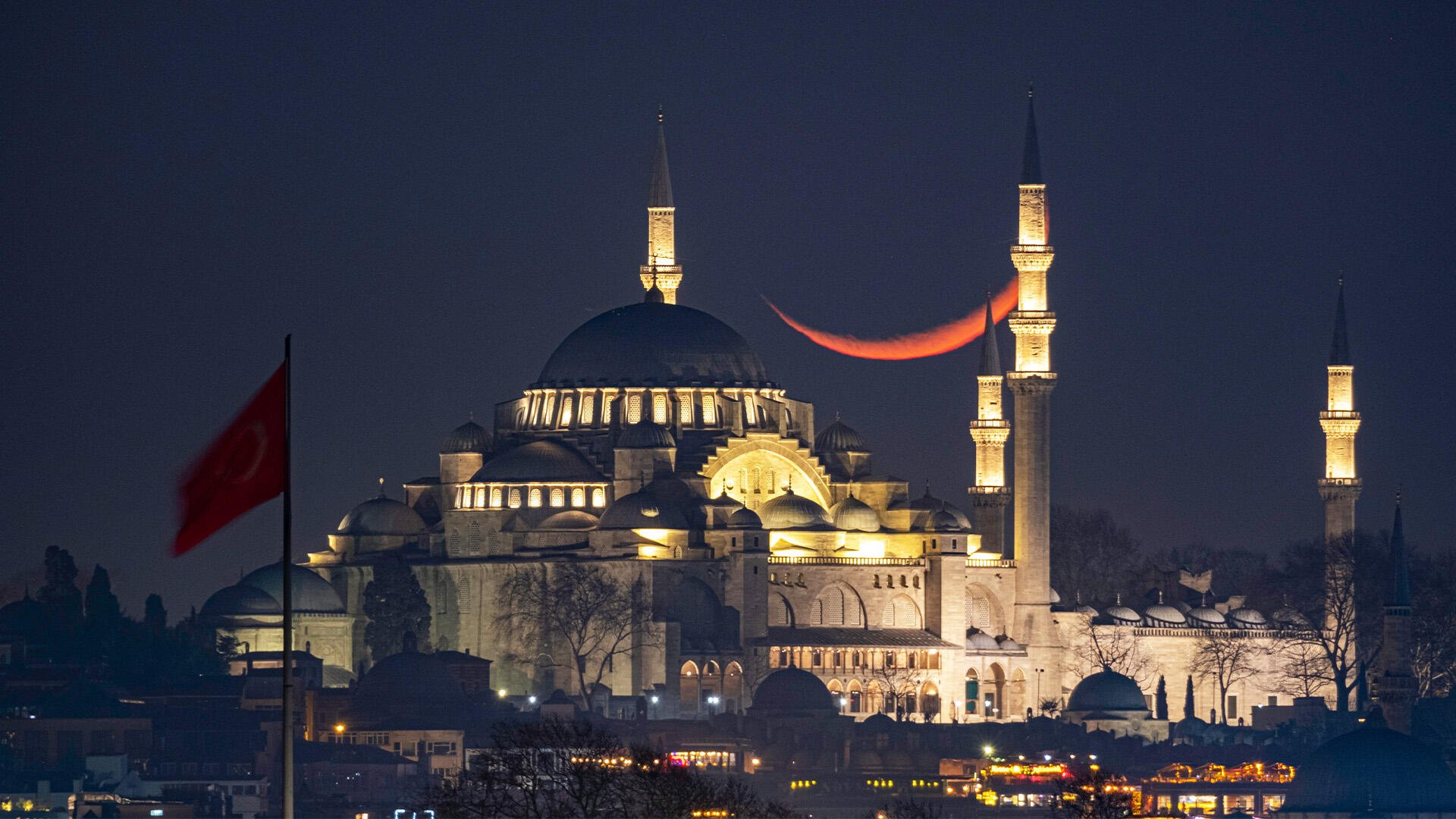 Suleymaniye Mosque Nearby Attractions