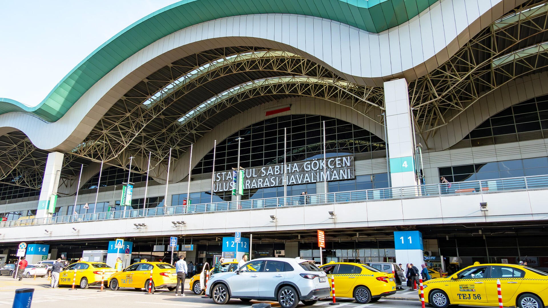 Why Choose Istanbul Airport Transfer?
