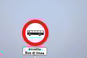 Getting Around in Florence – Buses, Trams and Tickets Made Simple