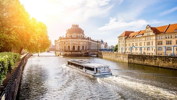 1-Hour Berlin River Cruise with Multilingual Audio Guide