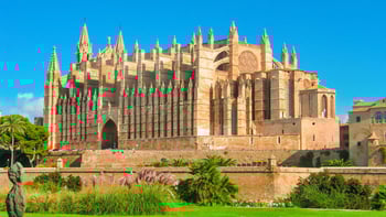 Royal Palace of Al Mudaina Skip-the-Line Ticket