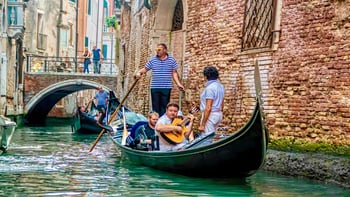 Venice Grand Canal Gondola Ride with Serenade