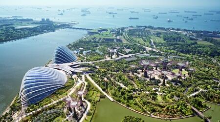  Gardens by the Bay: Jurassic World Experience + Flower Dome + Supertree Observatory