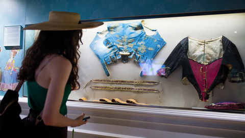 Skip-the-Line Tickets to Silk Museum Valencia