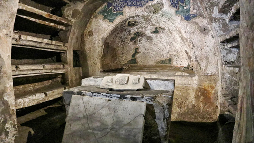 Catacombs of Naples: San Gaudioso & San Gennaro Guided Tour