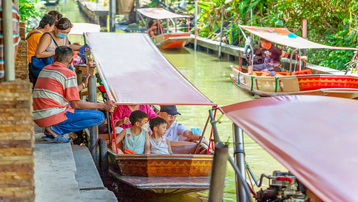 Damnoen Saduak & Maeklong Market Tour