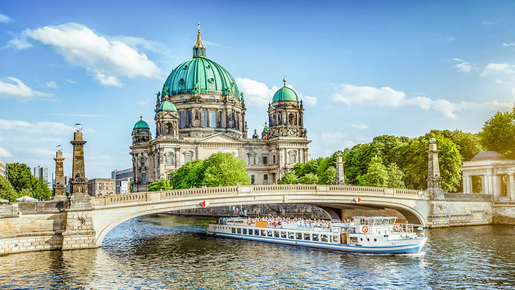 1 Hour Berlin City Highlights Cruise