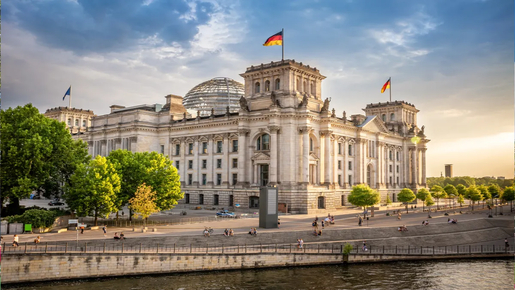 1 Hour Berlin City Highlights Cruise