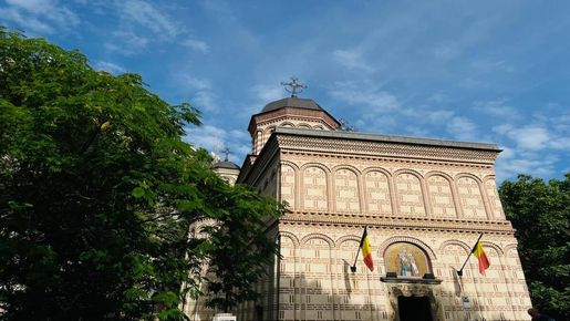 Communism in Bucharest Walking Tour