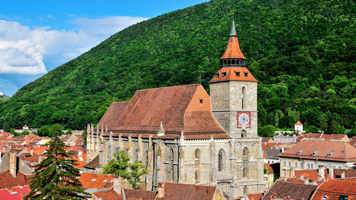 Bran Castle, Peles Castle & Brasov Full-Day Guided Tour