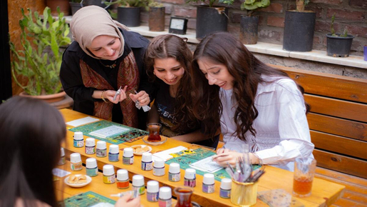 Traditional Stained Glass Painting Workshop
