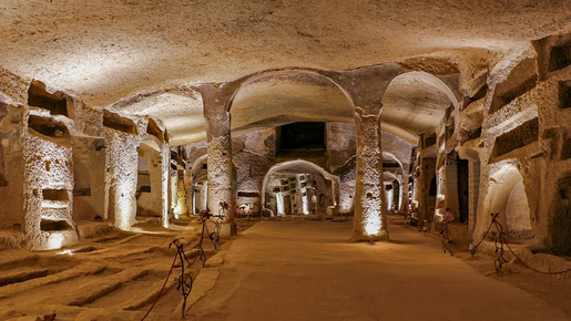 Catacombs of Naples: San Gaudioso & San Gennaro Guided Tour
