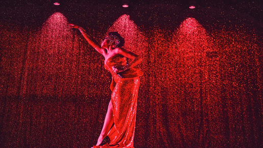 Paradis Latin Show with Optional Champagne