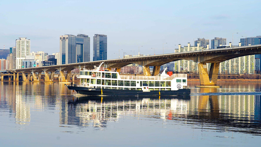 Han River Sightseeing Day Cruise