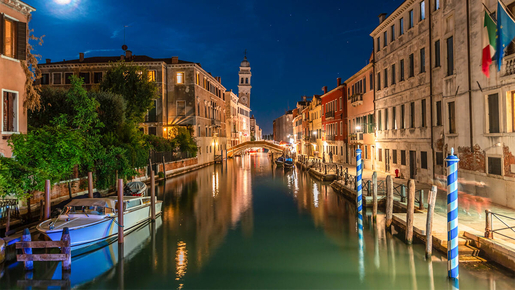Underground Venice: Legends & Ghosts of Venice Guided Walking Tour