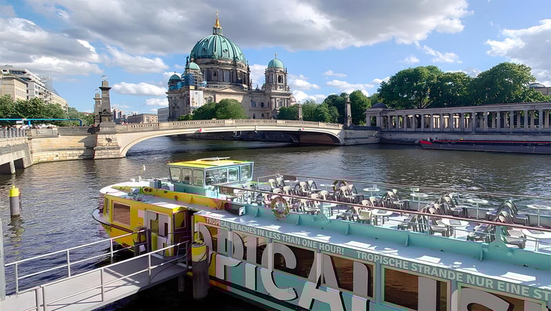2.5-Hour East-Side-Tour Sightseeing Cruise in East Berlin City Pass