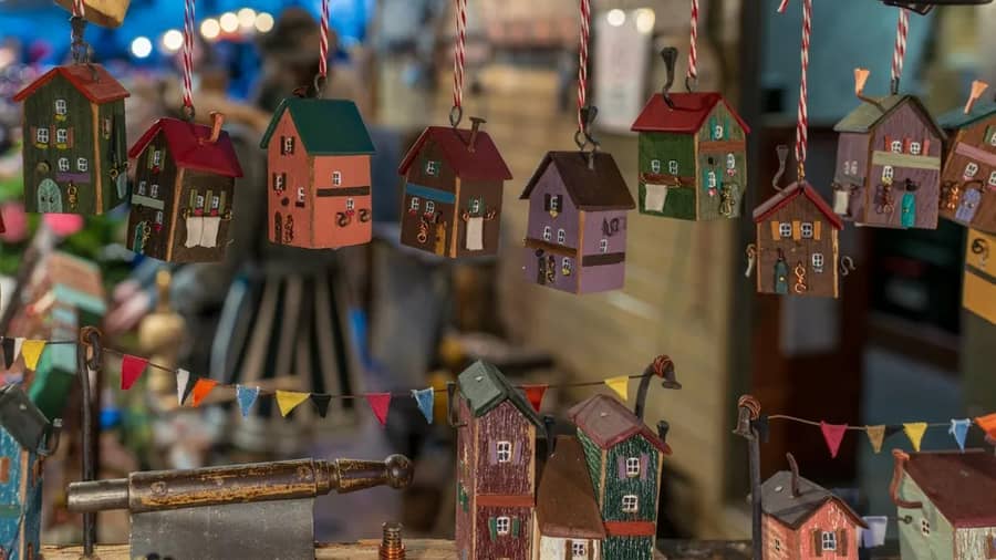 Shopping in Krakow – From Souvenirs to Luxury