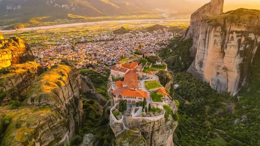 5 Best Day Trips from Athens: Explore Delphi, Meteora, and More