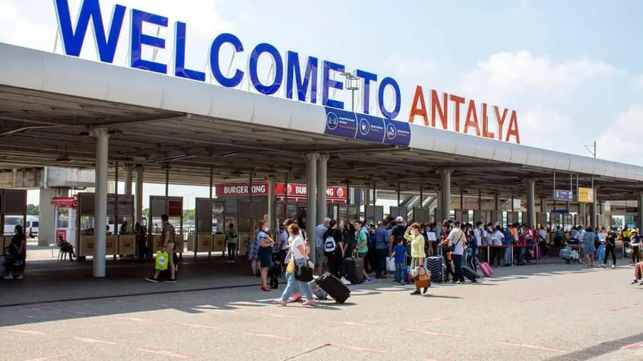How to Get from Antalya Airport to the City Center