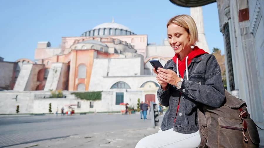 How to Stay Connected in Istanbul: Internet and Phone Options