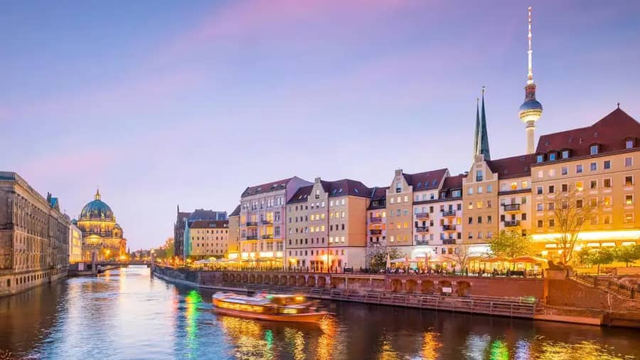 Berlin Spree River Cruise Night