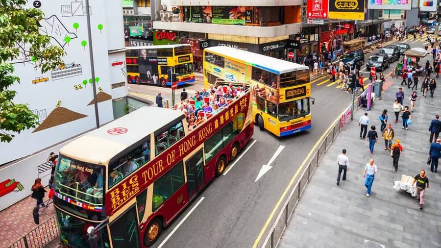 Shutterstock 2292656221