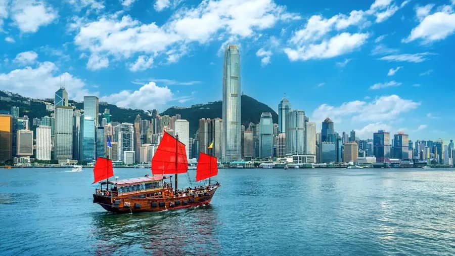 Shutterstock 2615515757