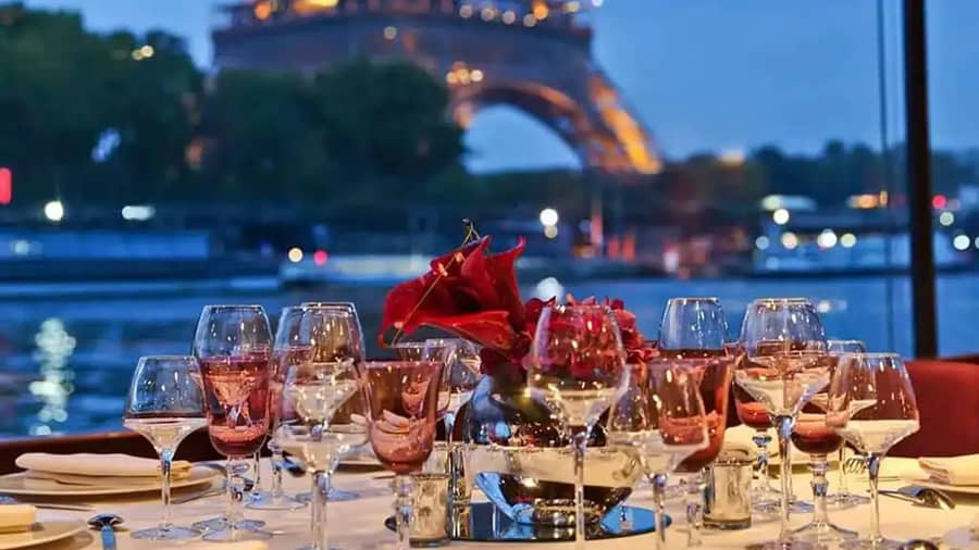 Paris Louvre Museum Inside