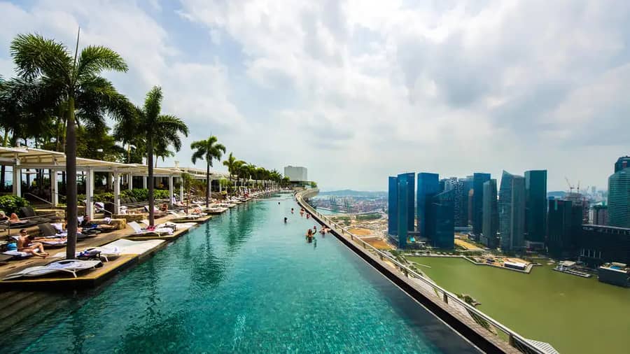 Shutterstock 441334969