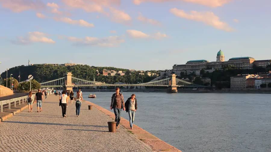 Shutterstock 1848094138