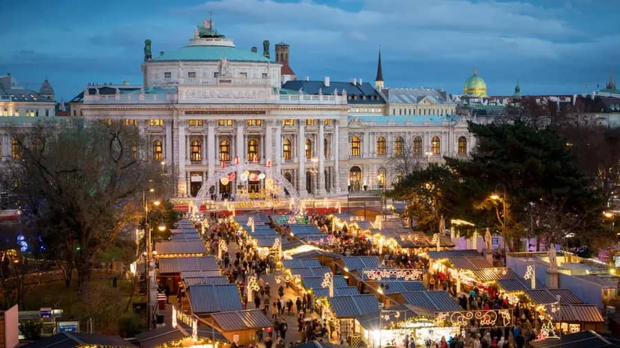 Shutterstock 1220043211