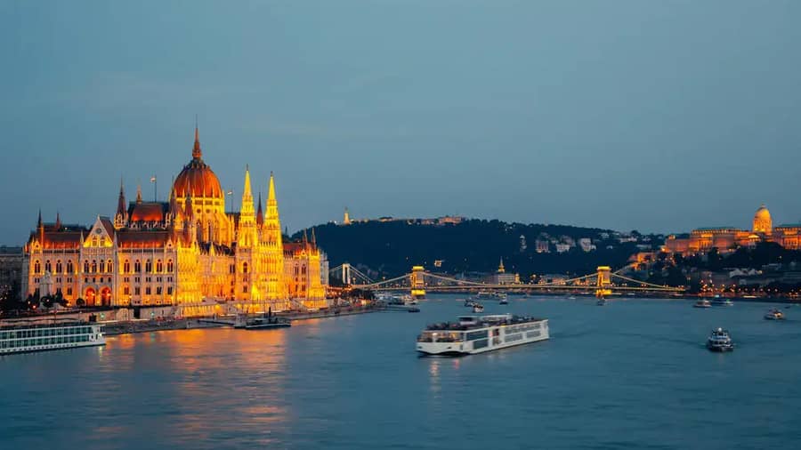 Shutterstock 1738499396 1