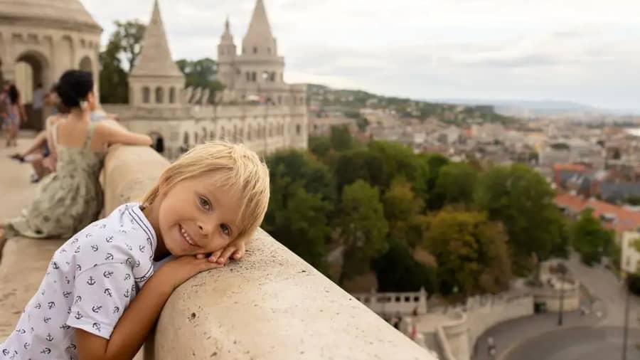 Shutterstock 2191405743