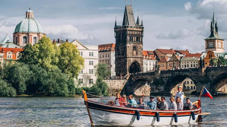 Shutterstock 1360124630