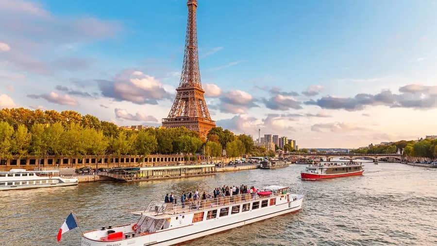 Paris Scenic Seine River Cruise