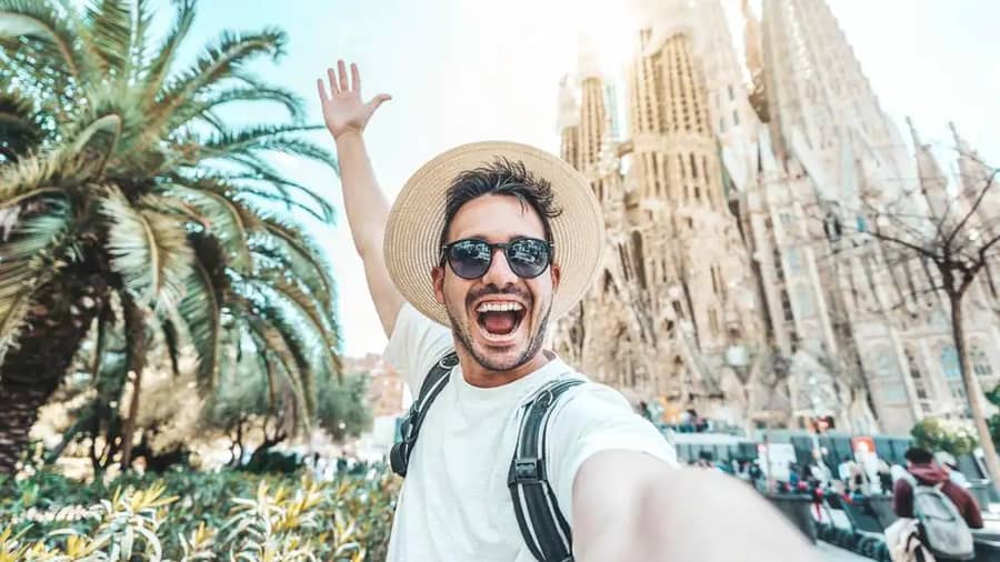 Shutterstock 2159973941