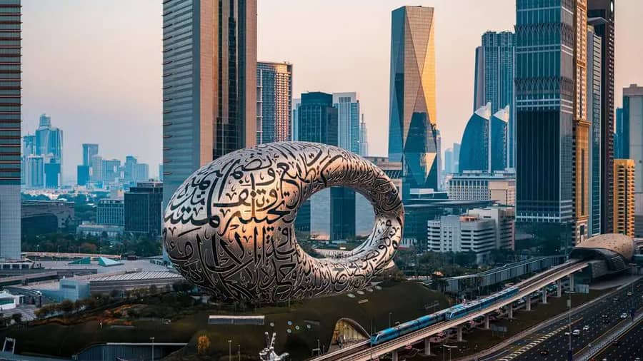 Shutterstock 2512051689